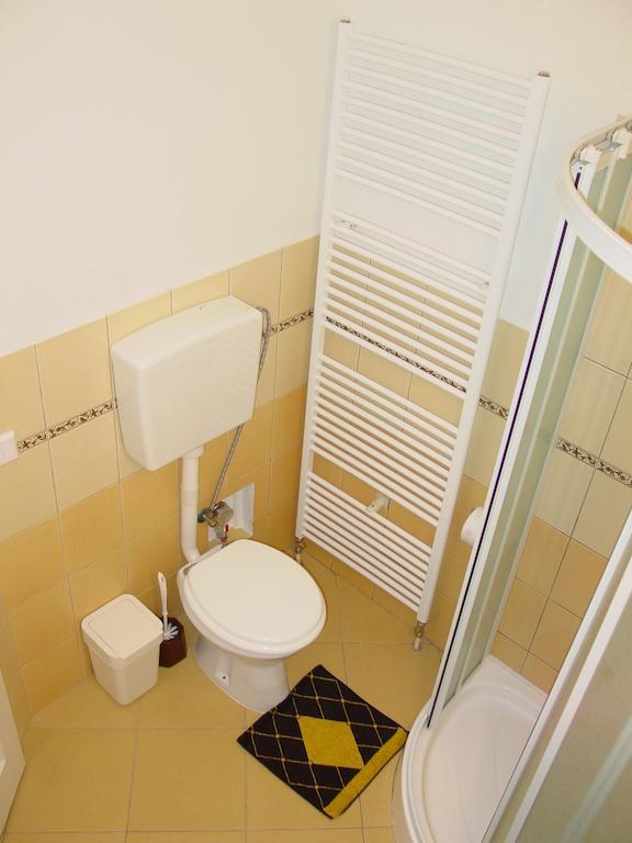 Апартаменти Excellent Location