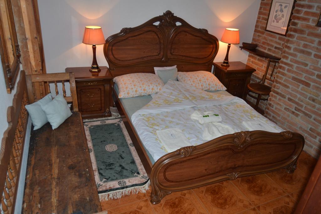 Апартаменти Excellent Location *
